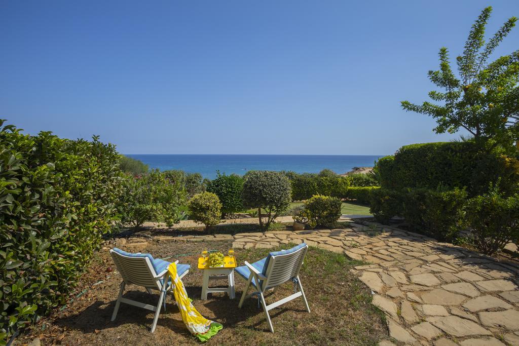 Protaras Beachfront Sirina Lina Suite Paralimni Exterior photo